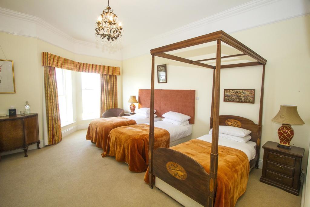 Отель Emlagh House Дингл Экстерьер фото